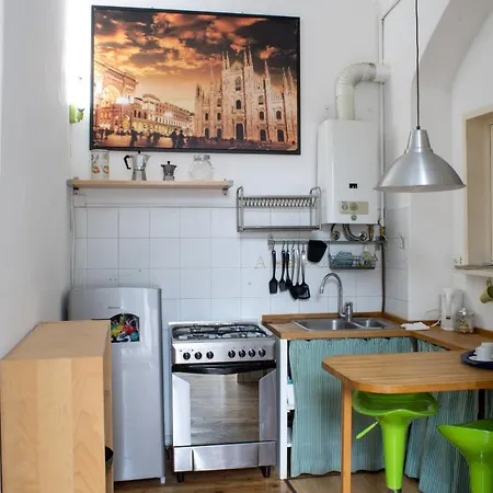 Accomodo Mib24 Bivano Navigli 아파트 밀라노